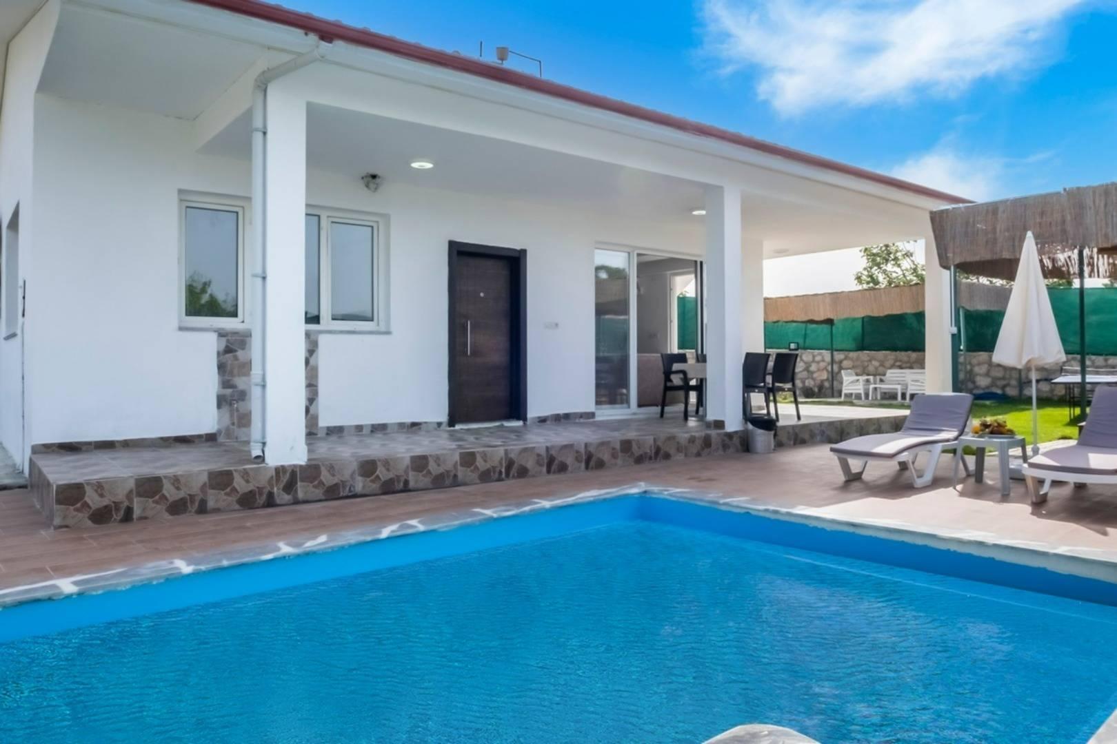 Muğla Seydikemer'de Çekirdek Ailelere Uygun, Özel Havuzlu, Ferah Villa-41565