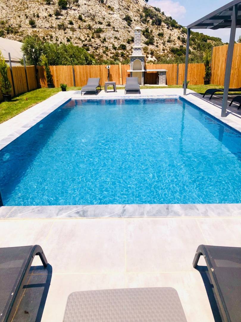 Muğla Seydikemer'de Doğa İçerisinde, Özel Havuzlu, Modern Villa