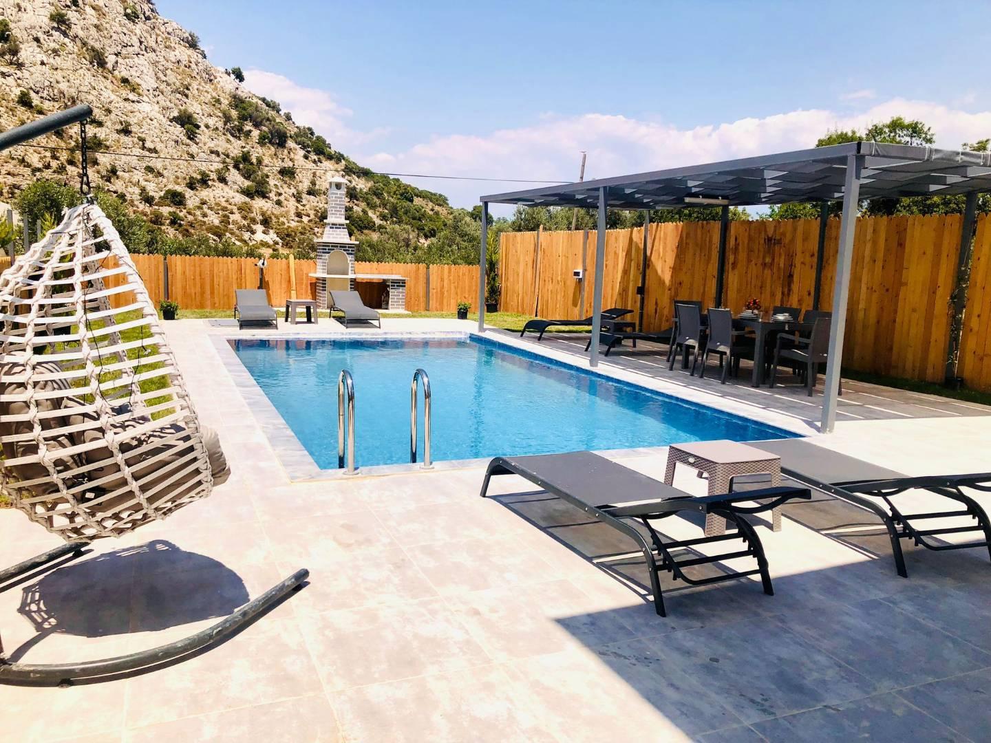 Muğla Seydikemer'de Doğa İçerisinde, Özel Havuzlu, Modern Villa -42575