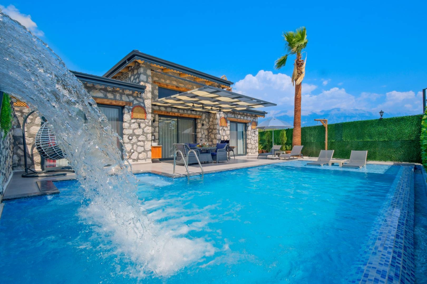 Muğla Seydikemer'de Doğayla İç içe, Özel Havuzlu, Balayı Villası