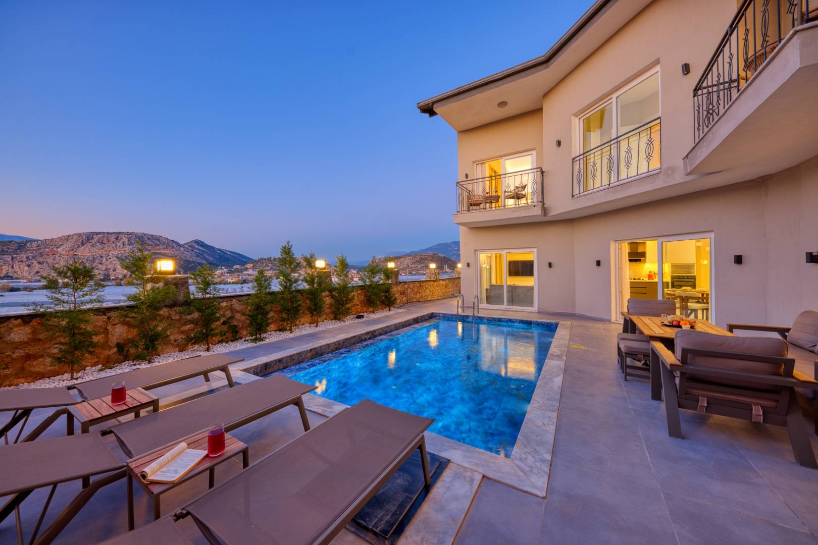 Muğla Seydikemer'de Enfes Doğada, Özel Havuzlu, 3+1 Villa