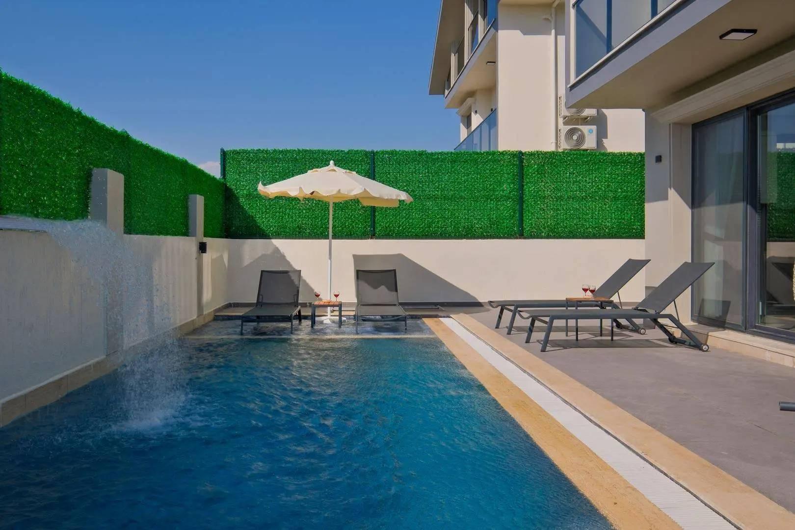 Muğla Seydikemer'de Geniş Ailelere Uygun, Özel Havuzlu, Şık Villa-41568