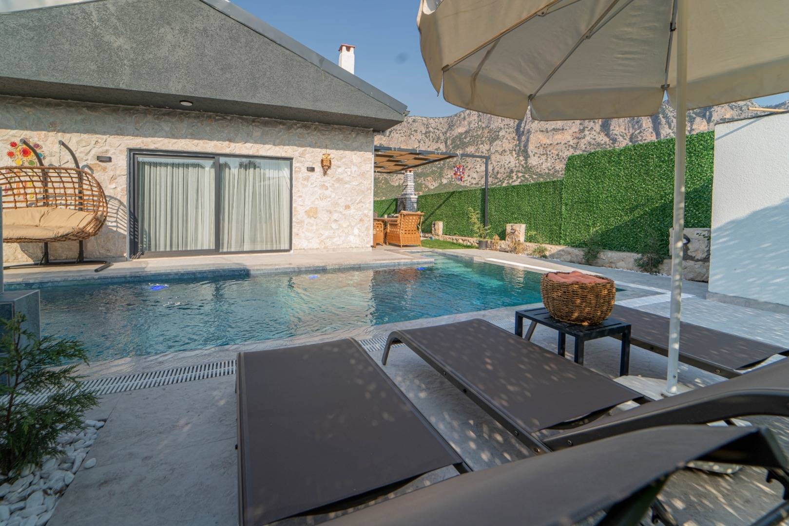 Muğla Seydikemer'de Gözlerden Uzak Konumda, Özel Havuzlu, 2+1 Villa