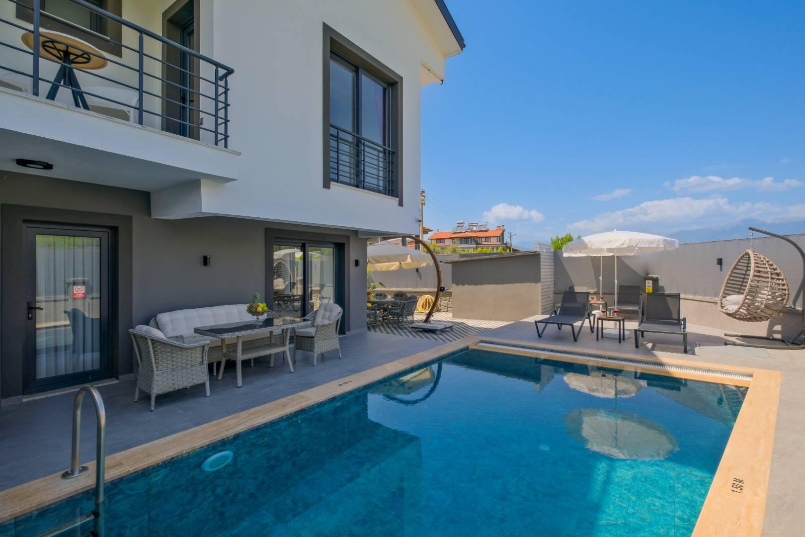 Muğla Seydikemer'de Kalabalık Ailelere Uygun, Özel Havuzlu, İkiz Villa-41404