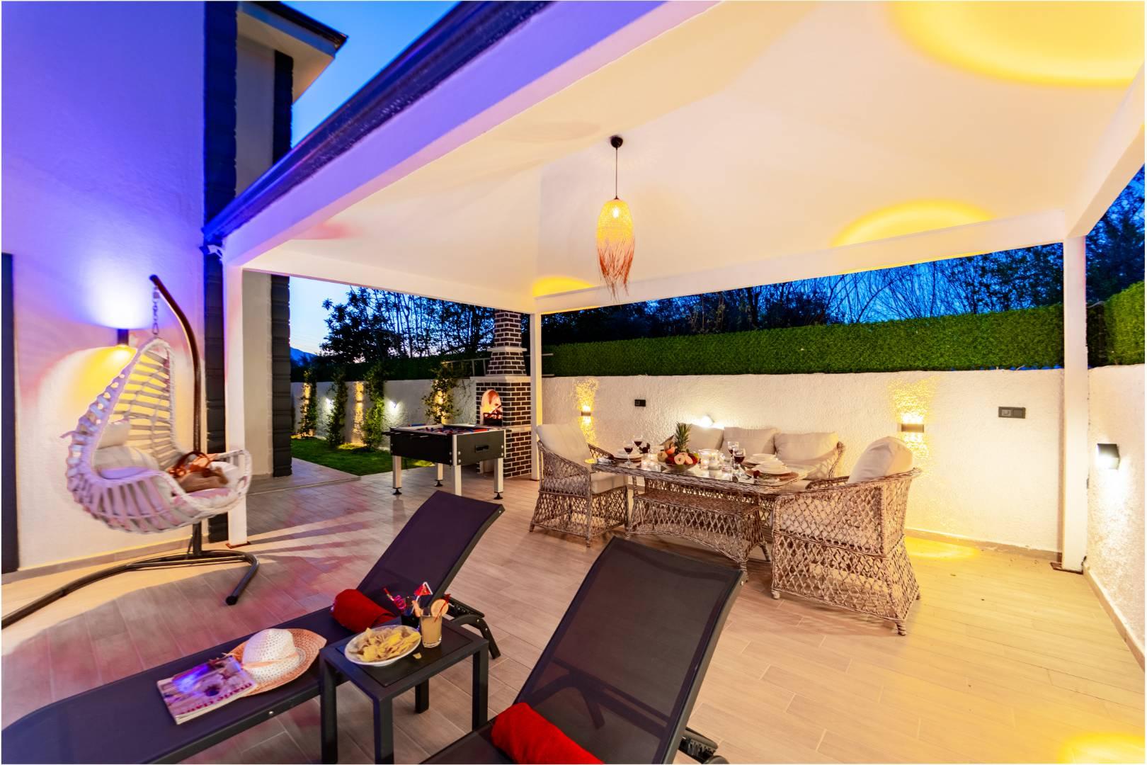 Muğla Seydikemer'de Kalabalık Ailelere Uygun, Özel Havuzlu, Şık Villa-43147