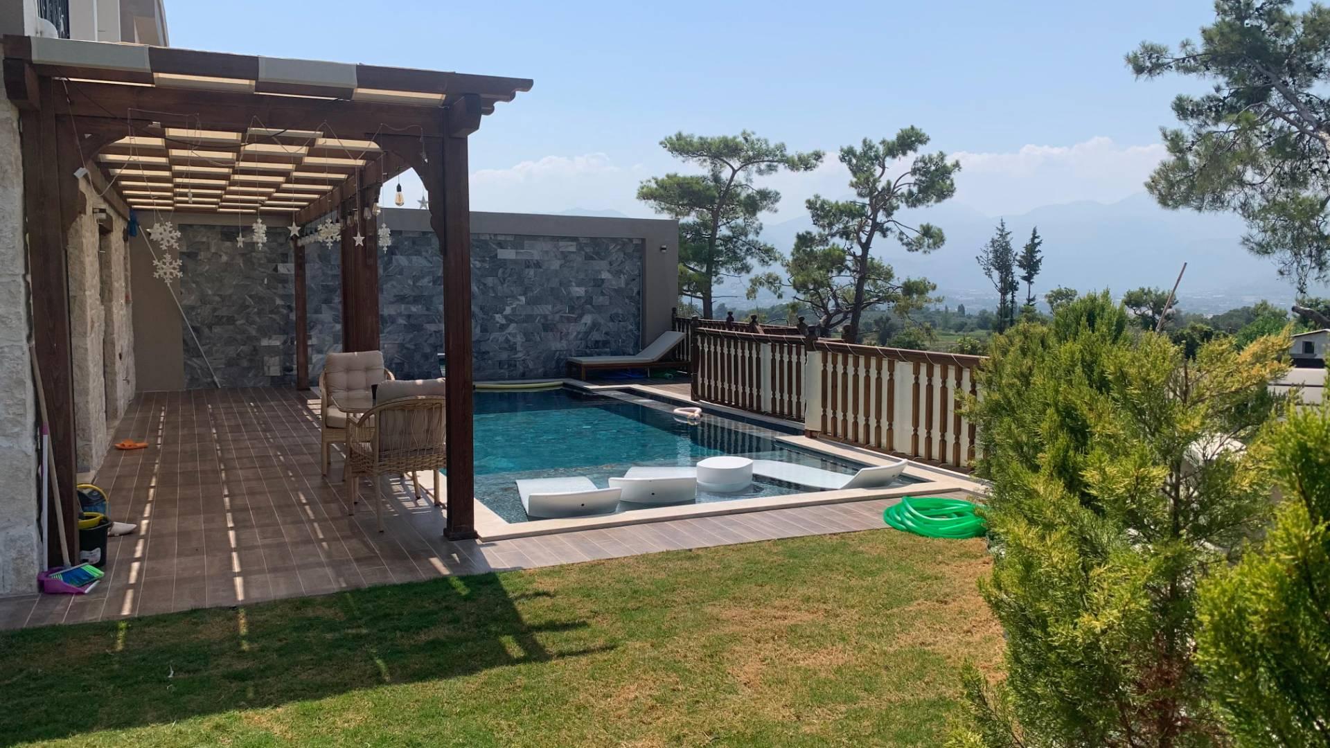 Muğla Seydikemer'de Modern Tasarımlı, Özel Havuzlu Lüks Villa-43425