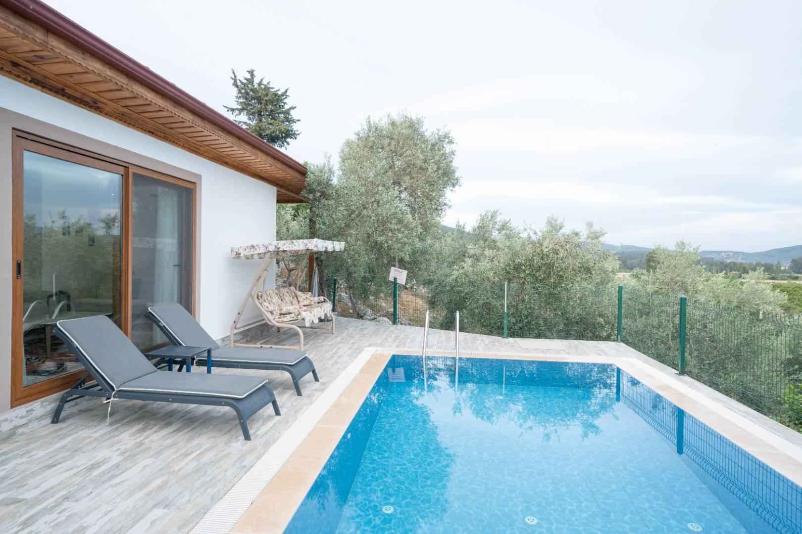 Muğla Ula'da Çekirdek Ailelere Uygun, Özel Havuzlu, Nezih Villa-43774