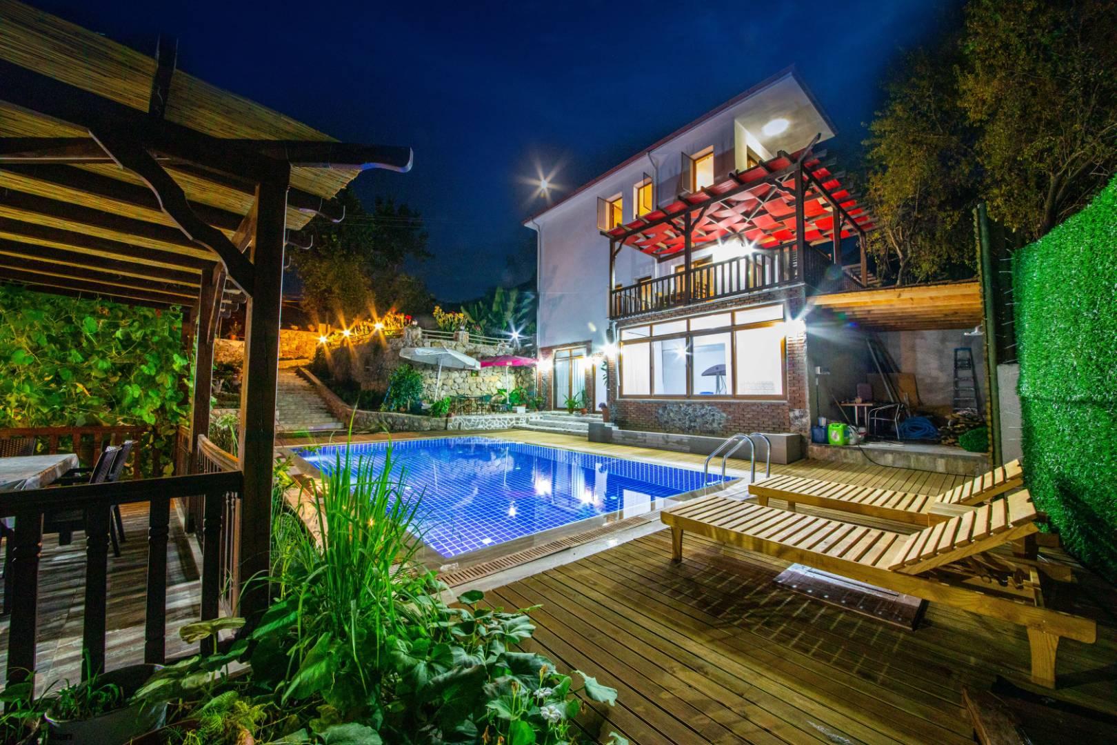Muğla Ula'da Geniş Ailelere Uygun, Özel Havuzlu, Konforlu Villa-43767