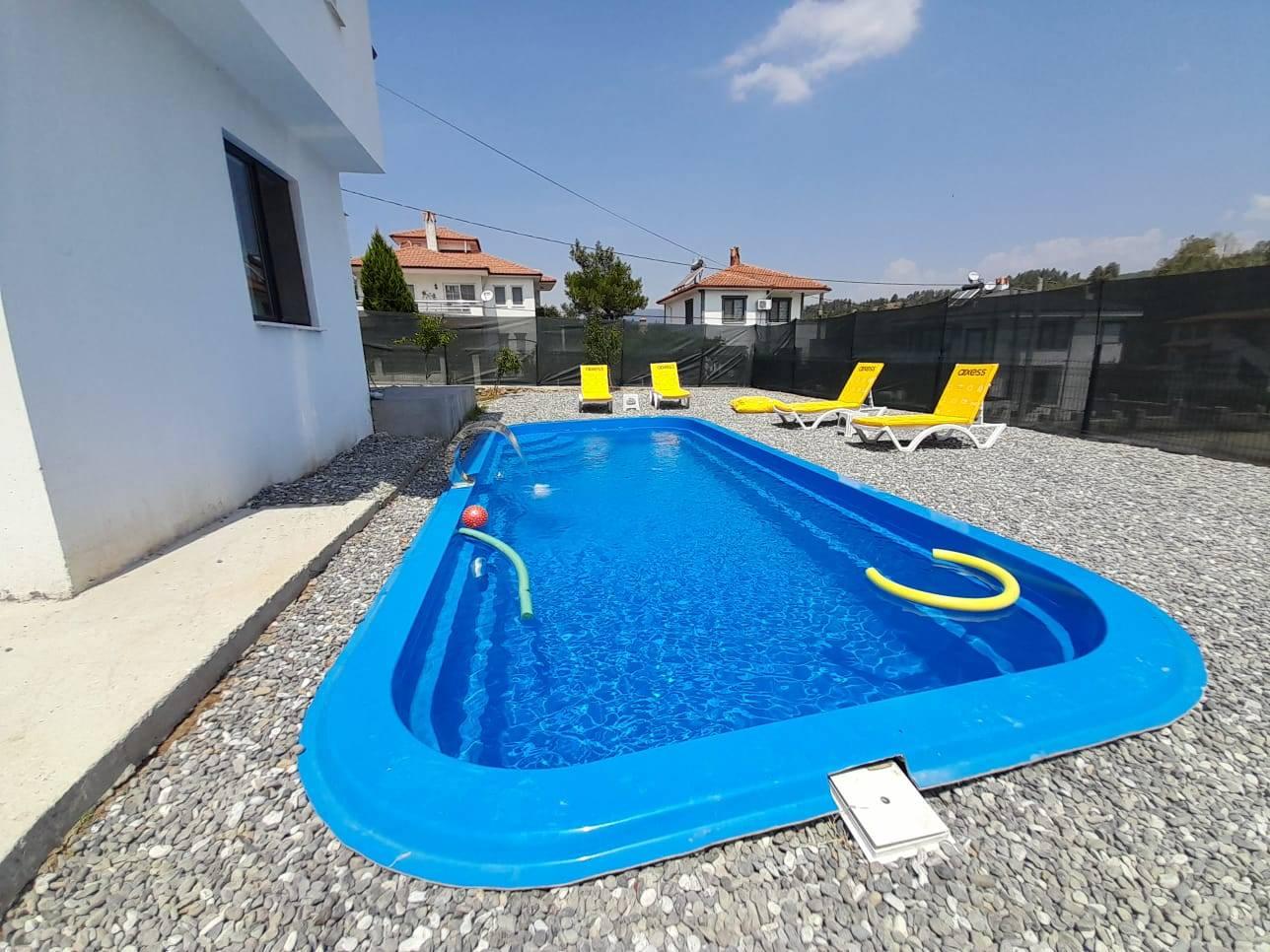 Muğla Ula'da Sakin Konumda, Huzurlu, Geniş Bahçeli Tatil Evi-42570