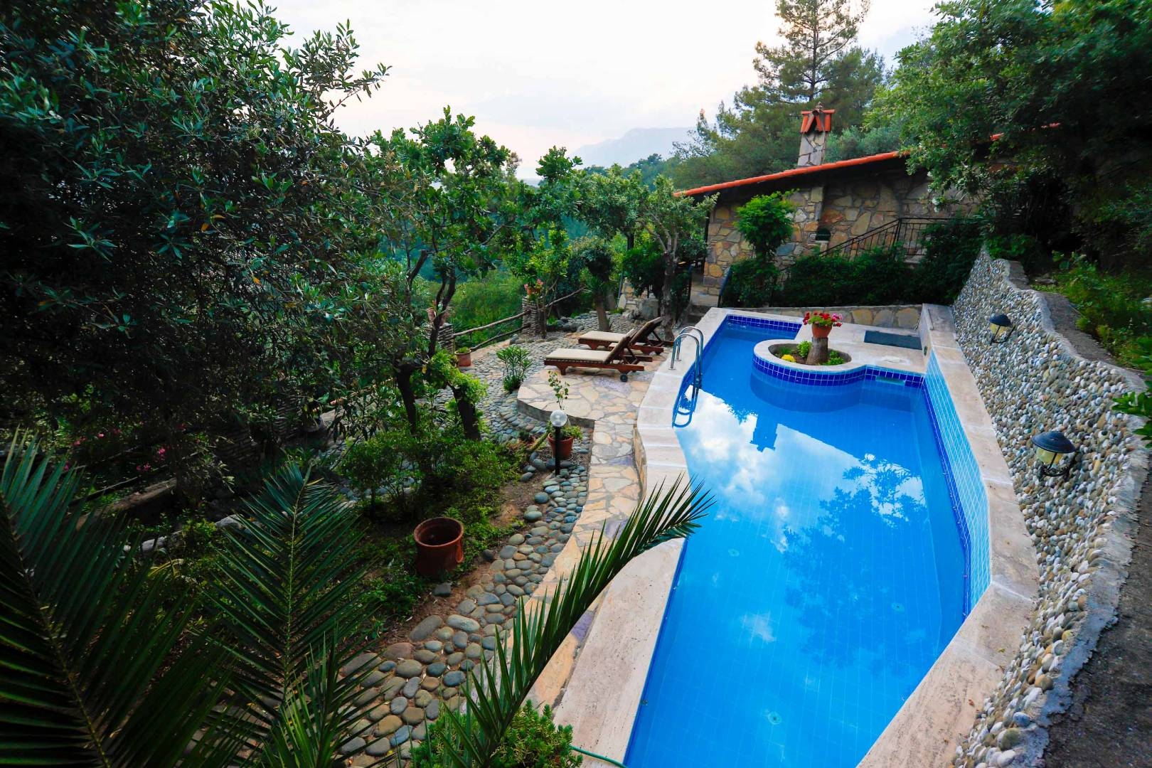 Muğla Ula'da Şehrin Gürültüsünden Uzak, Özel Havuzlu, Kiralık Villa