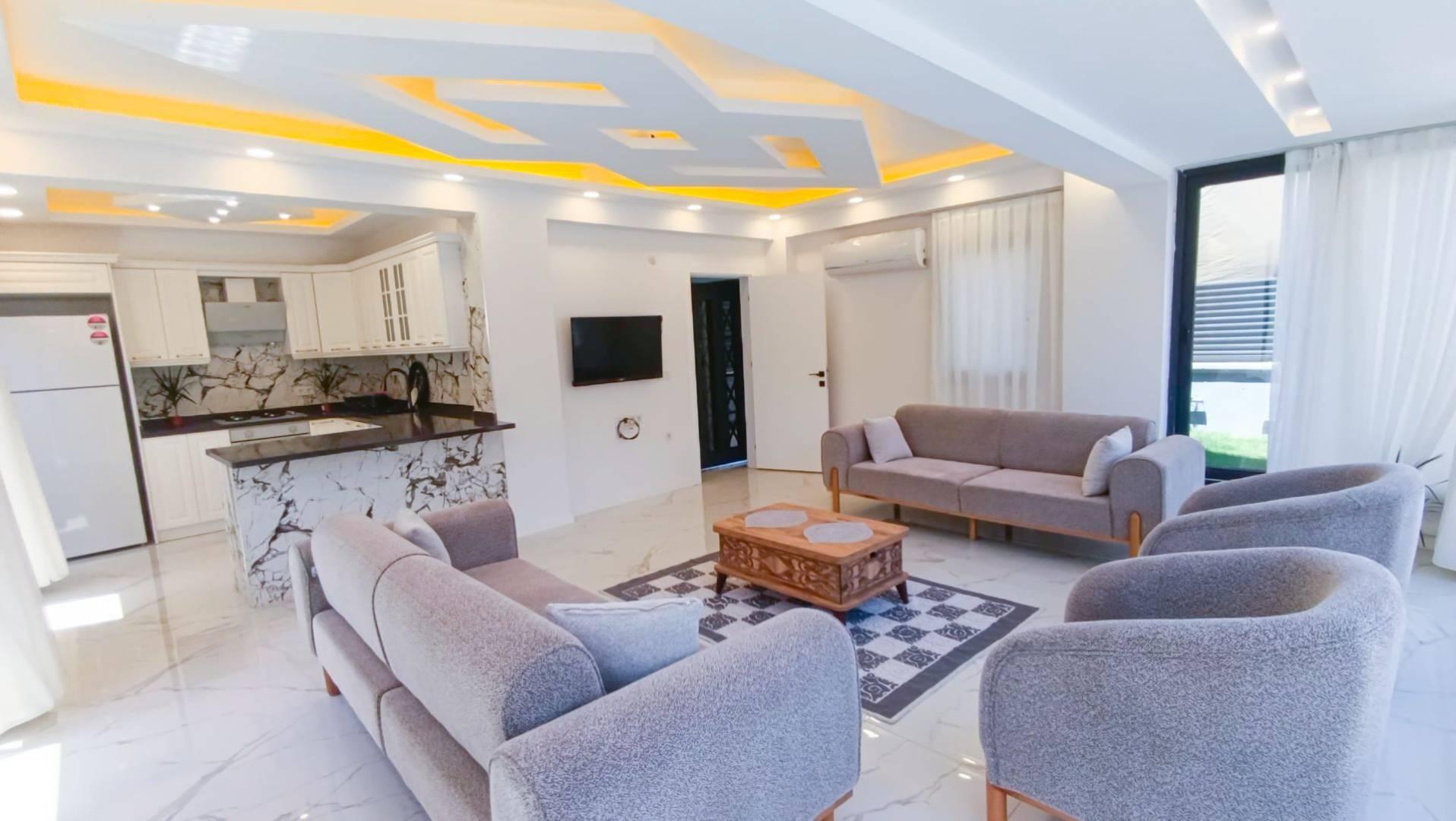 Fethiye Çamköy'de Geniş Ailelere Uygun, Özel Havuzlu, Şık Villa-43152