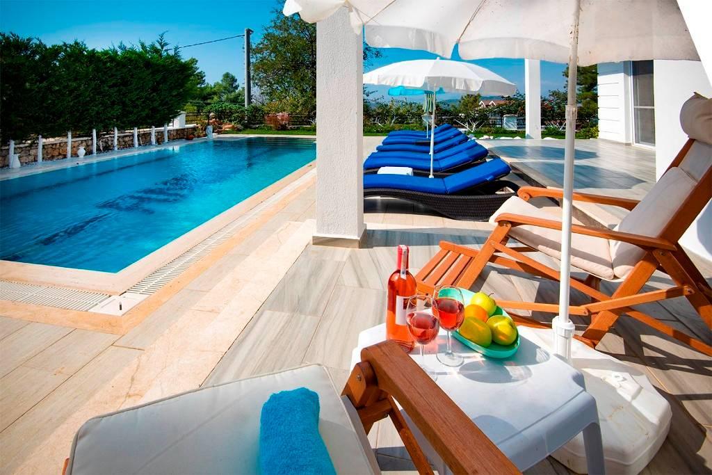 Fethiye Ölüdeniz'de Geniş Ailelere Uygun, Özel Havuzlu, Modern Villa-41492