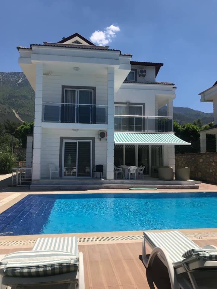 Fethiye Ölüdeniz'de Kalabalık Ailelere Uygun, Özel Havuzlu, Şık Villa