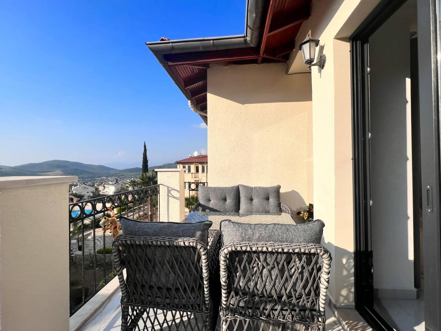 Fethiye Ölüdeniz'de Site İçerisinde, Ortak Havuzlu, Modern Daire-41501