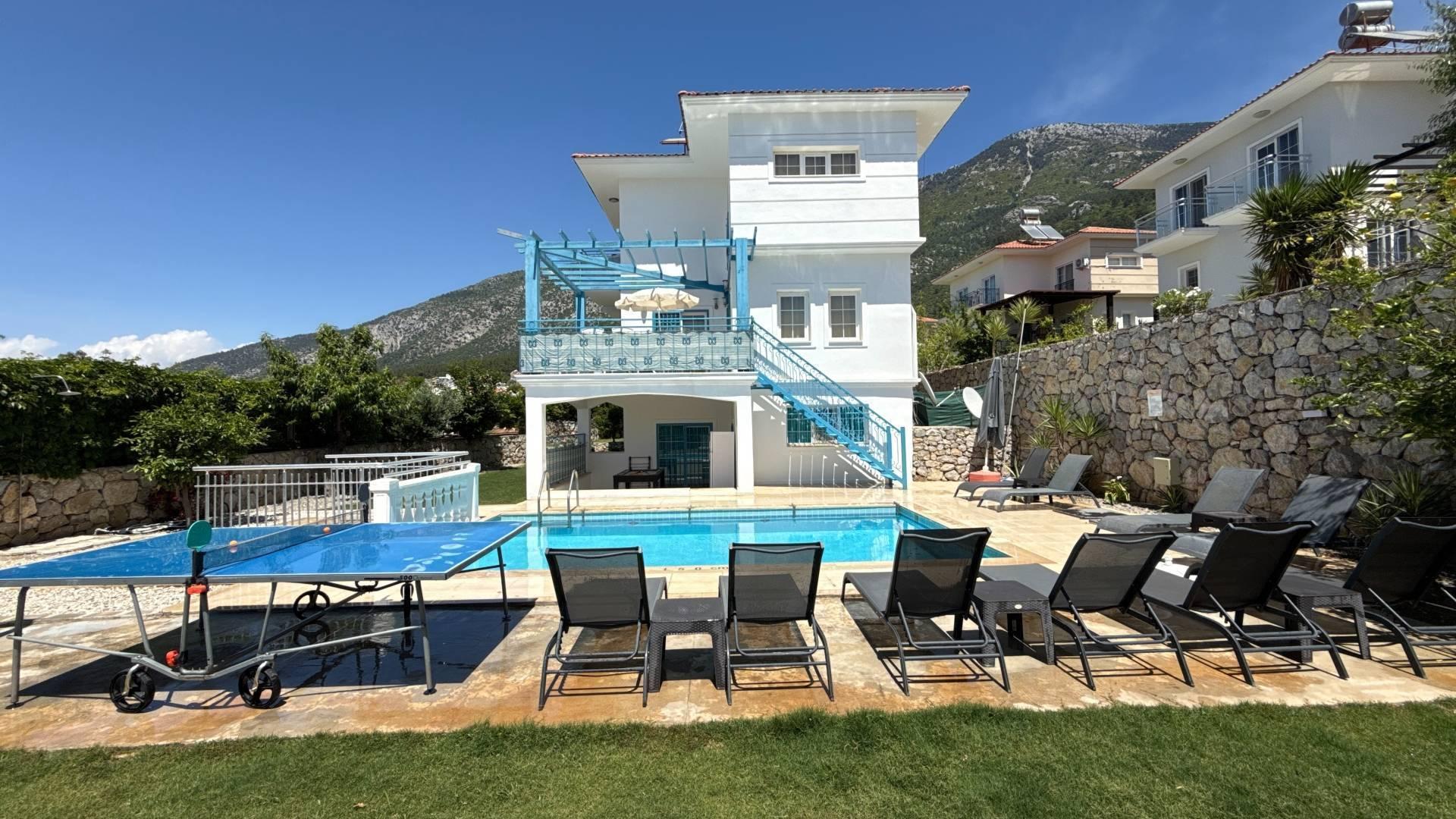 Ölüdeniz Ovacık'ta Merkeze Yakın Konumda, Özel Havuzlu, Konforlu Villa-39263