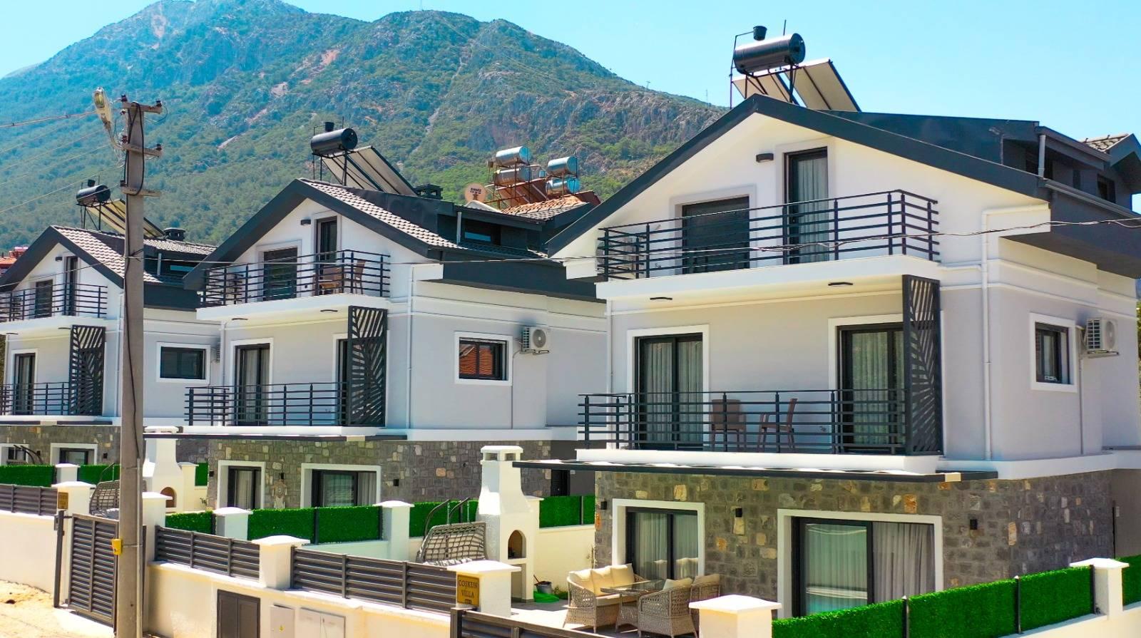 Fethiye Ölüdeniz'de Modern Tasarımlı, Özel Havuzlu, Bahçeli Villa-41630