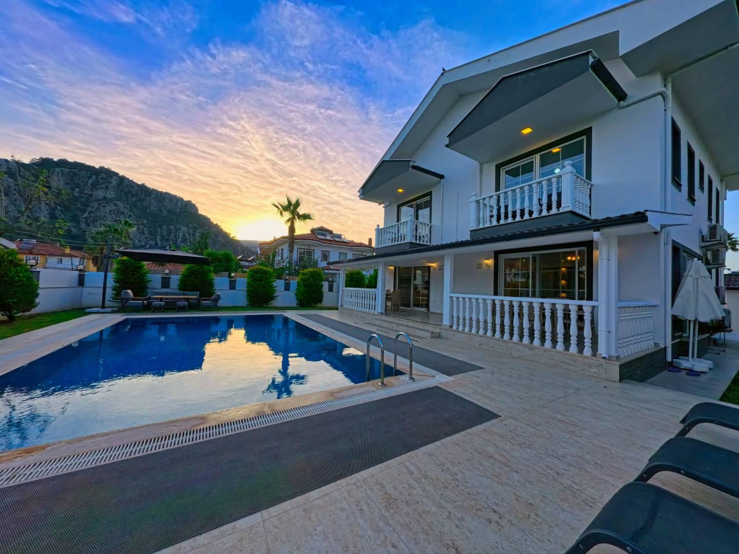 Ortaca Dalyan'da Huzurlu Doğada, Özel Havuzlu, Korunaklı Villa-20249