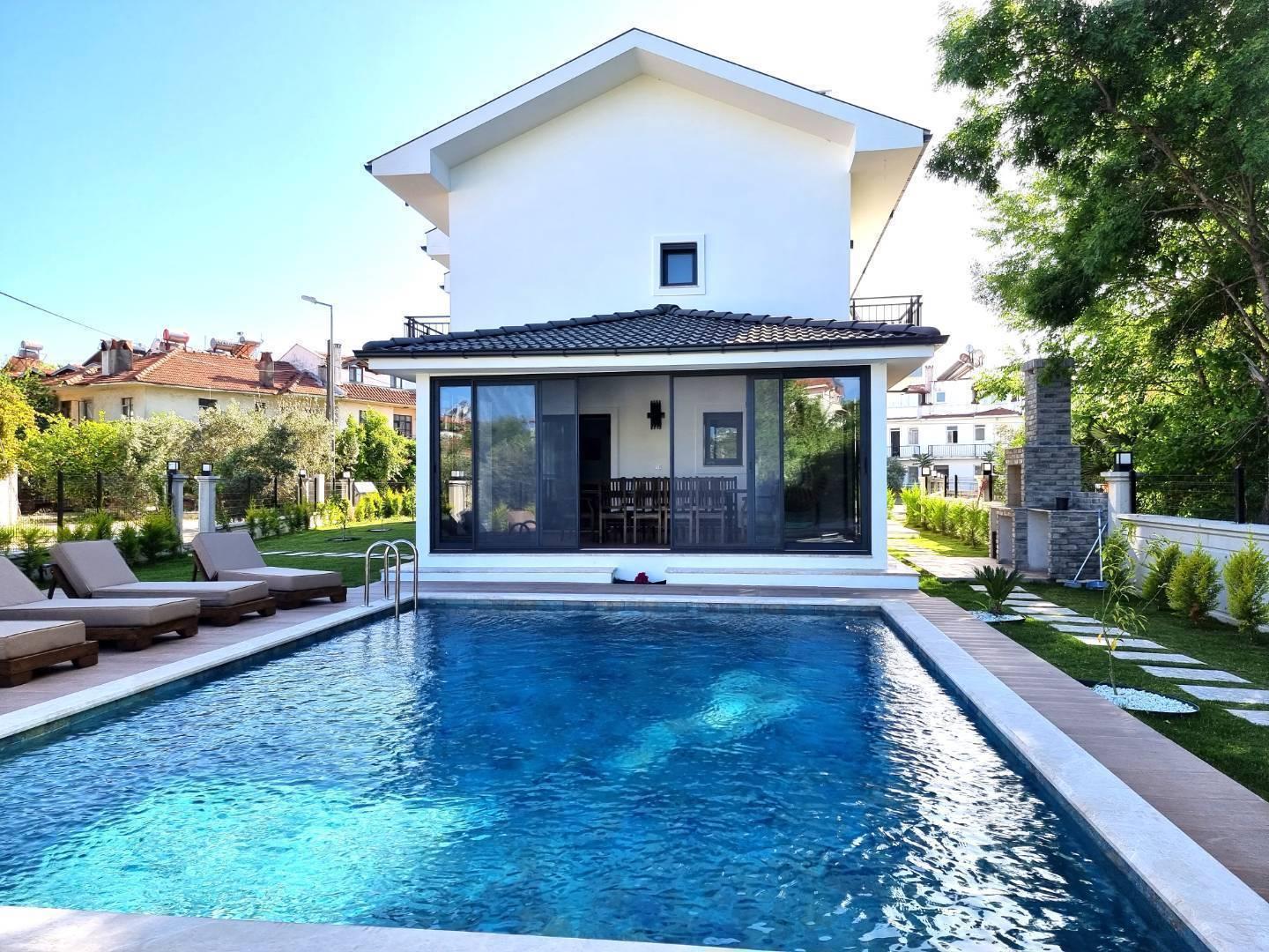 Ortaca Dalyan'da Kalabalık Ailelere Uygun, Özel Havuzlu, Modern Villa-39314