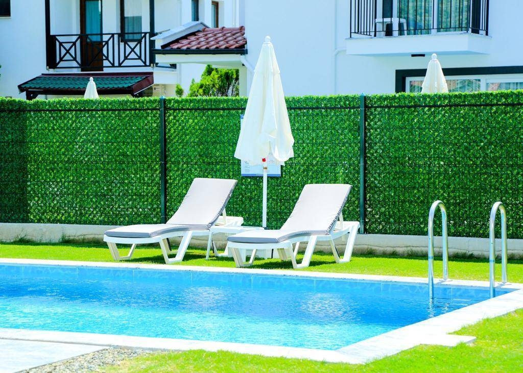 Ortaca Dalyan'da Merkeze Yakın Konumda, Özel Havuzlu, Şık Villa