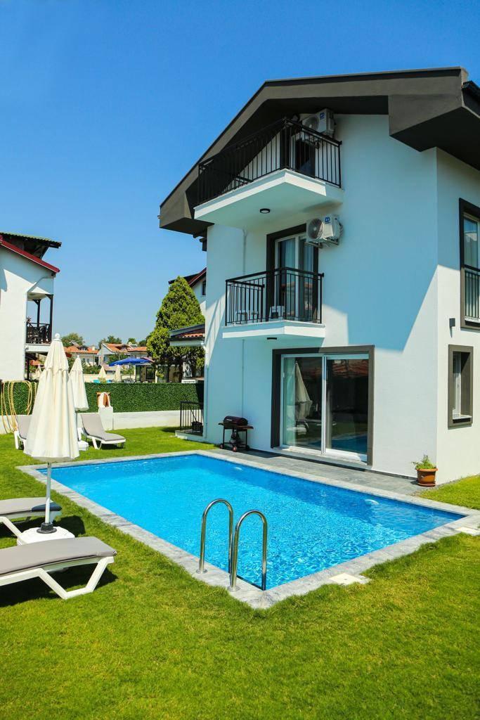 Ortaca Dalyan'da Merkezi Konumda, Özel Havuzlu, 7 Kişilik Villa-35102