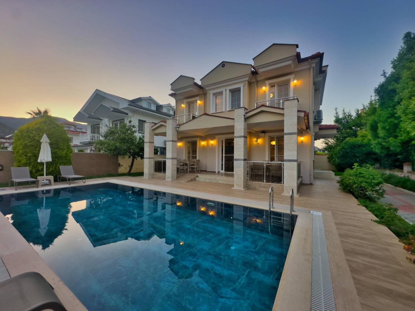 Ortaca Dalyan'da Müstakil Bahçeli, Özel Havuzlu, Lüks Villa-20248