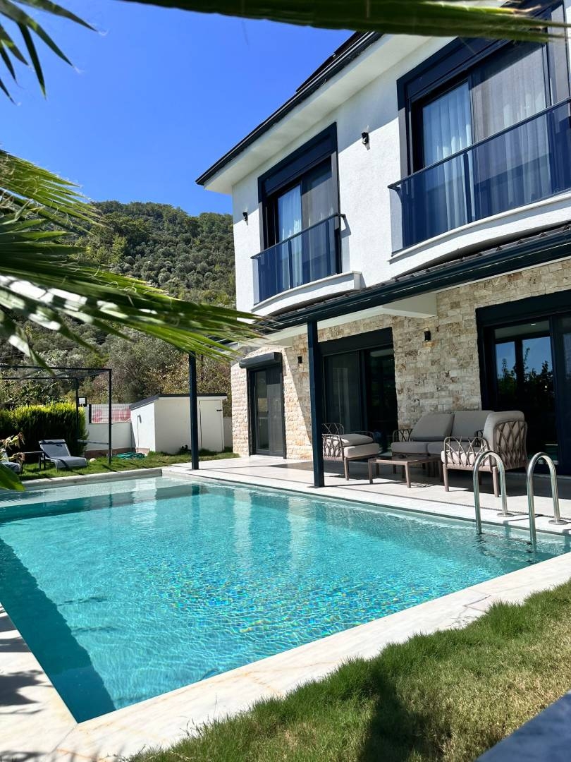 Ortaca Sarıgerme'de Huzurlu Doğada, Özel Havuzlu, Lüks Villa