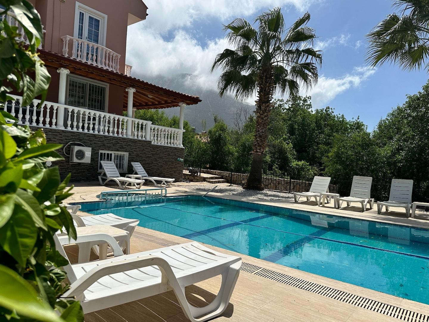 Fethiye Ölüdeniz'de Geniş Ailelere Uygun, Özel Havuzlu, Estetik Villa-37955