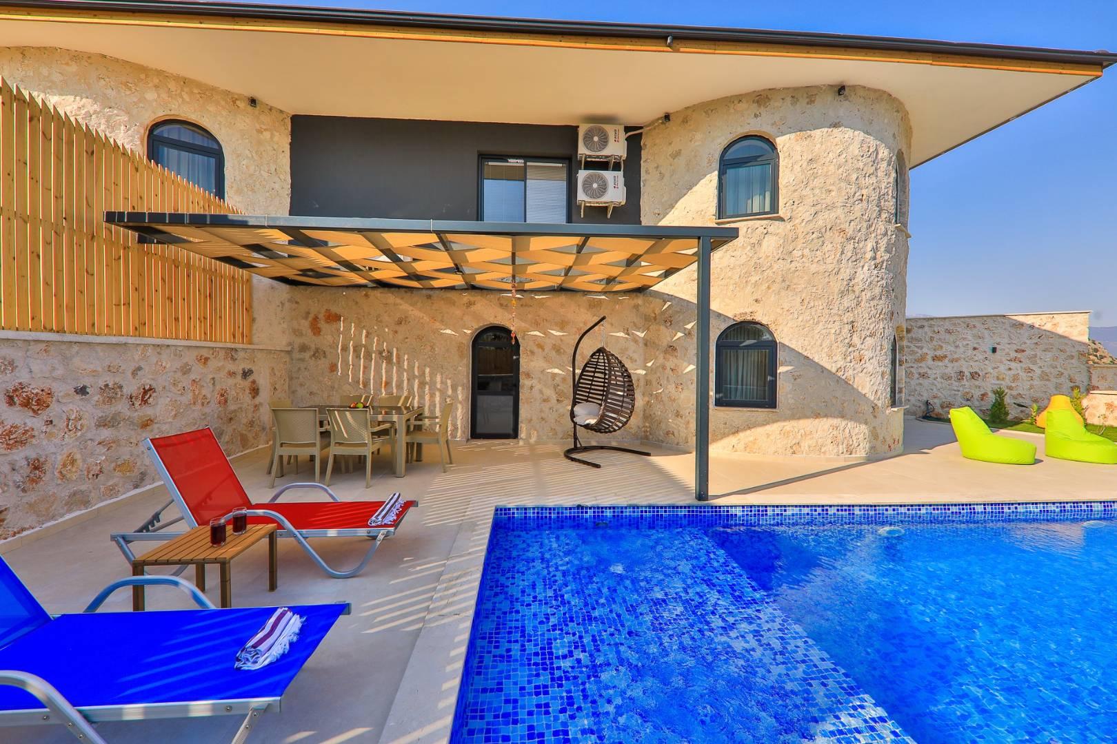 Muğla Seydikemer'de Taş Mimarili, Özel Havuzlu, Saunalı, Kiralık Villa-35186