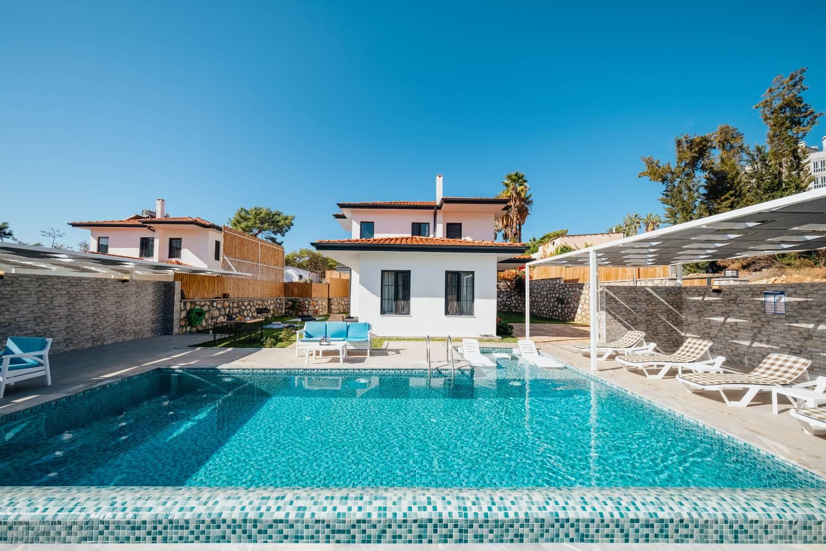 Kaş Patara'da Doğa İçerisinde, Yetişkin ve Çocuk Havuzlu, Şık Villa-40508