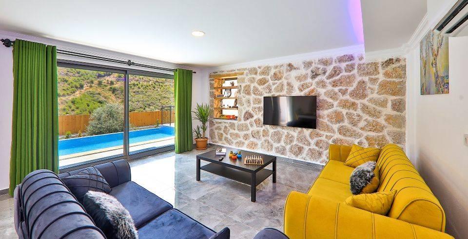 Kaş Gelemiş'te Geniş Bahçe İçerisinde, Özel Havuzlu, Konforlu Villa-40166