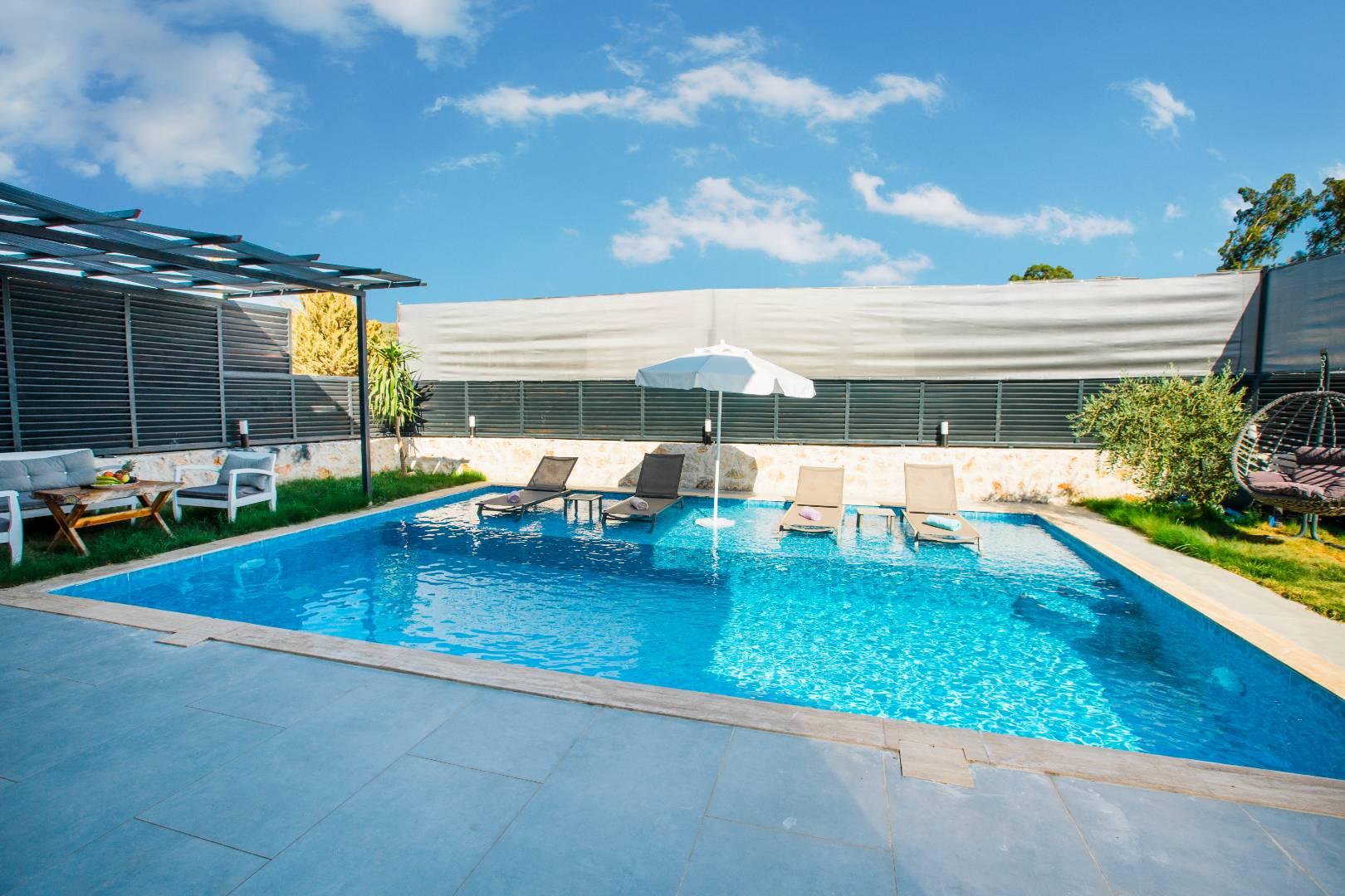 Kaş Gelemiş'te Merkezi Konumda, Özel Havuzlu, Jakuzili Villa-40456