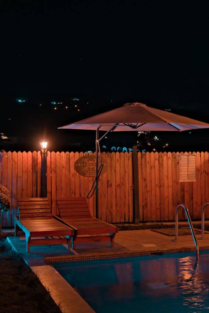 Sakarya Sapanca'da Doğa İçerisinde, Isıtmalı Havuzlu, Kiralık Bungalov-34595