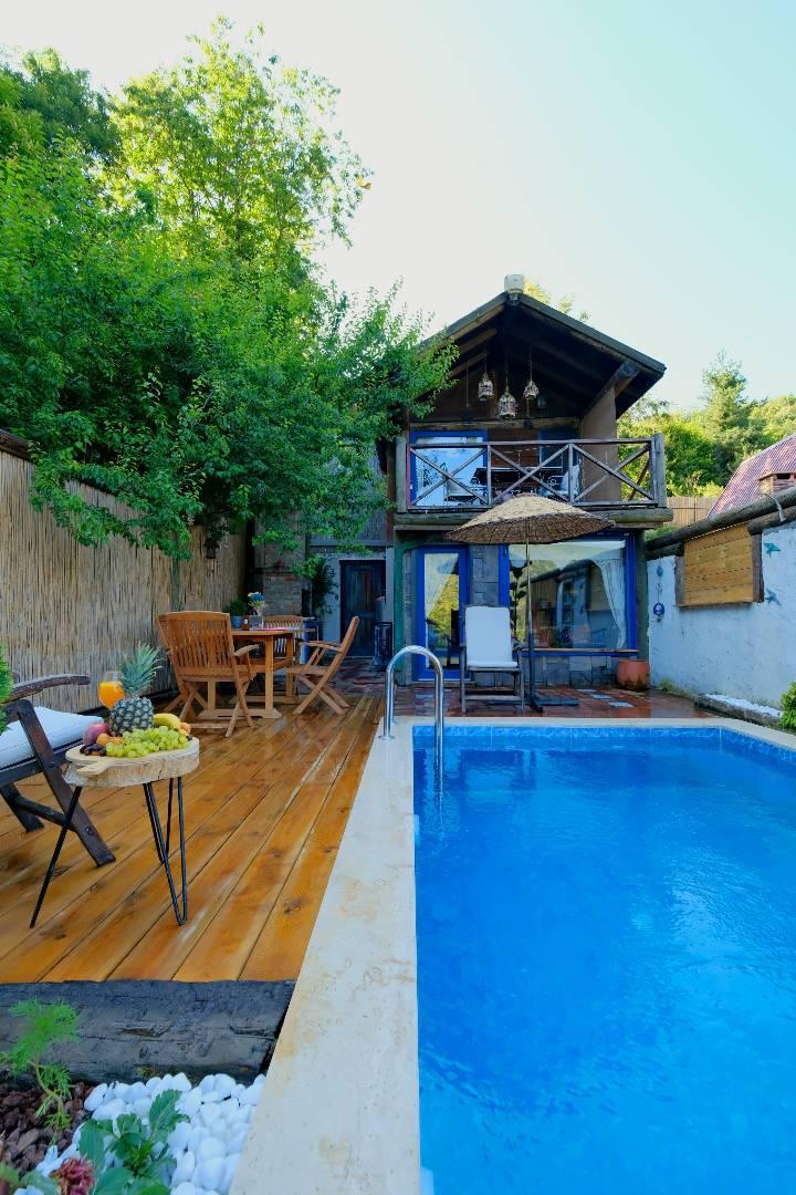 Sapanca Şükriye'de Doğayla İç İçe, Özel Havuzlu, Şık Dağ Evi-39180