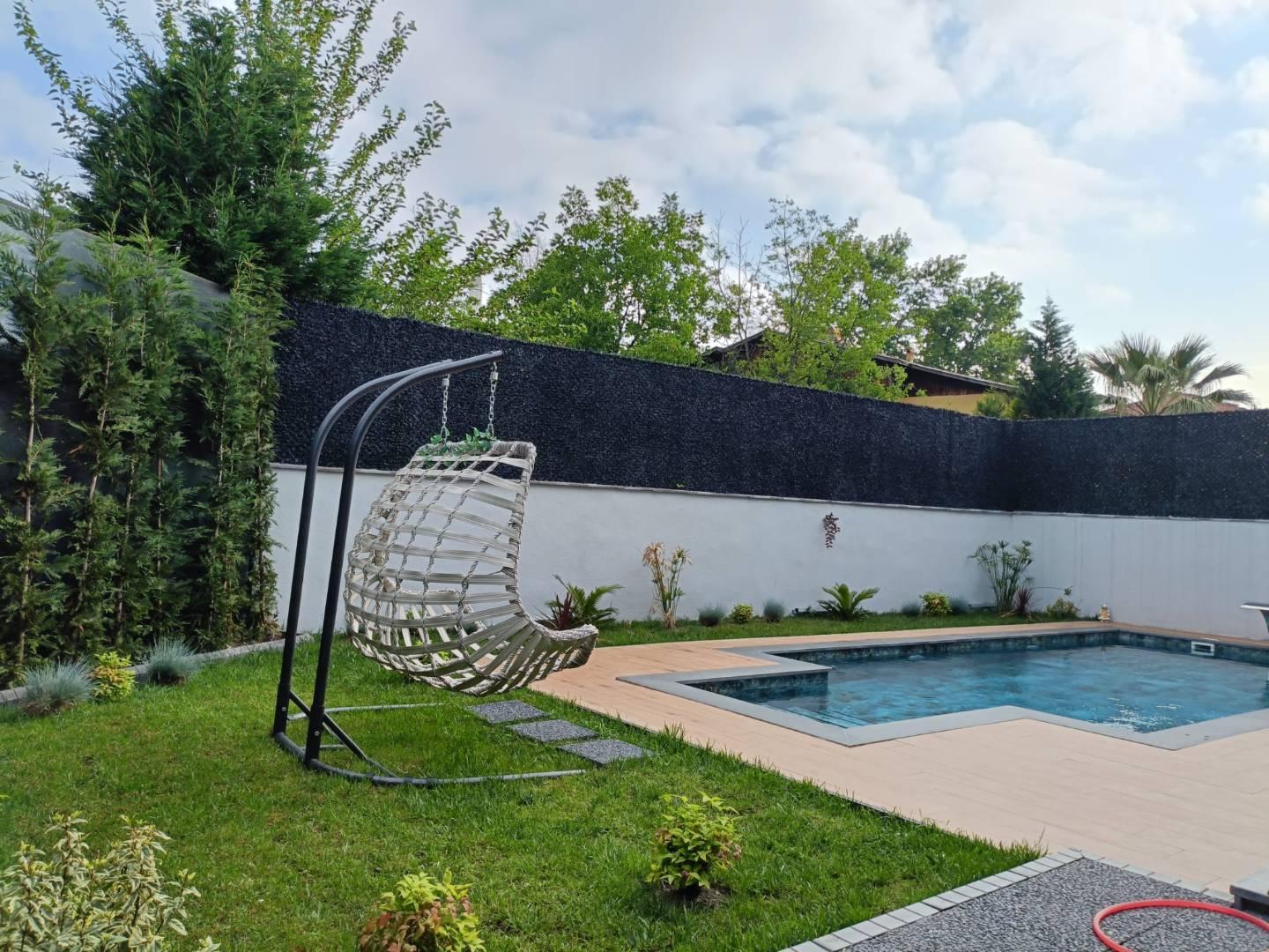 Sapanca Çayiçi'nde Modern Tasarımlı, Isıtmalı Özel Havuzlu, 4+1 Villa-41614