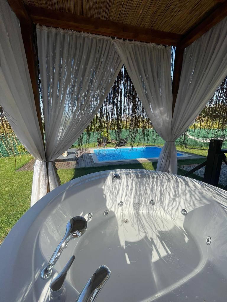 Sapanca Gazipaşa'da Geniş Bahçeli, Isıtmalı Havuzlu, Şık Bungalov-35762