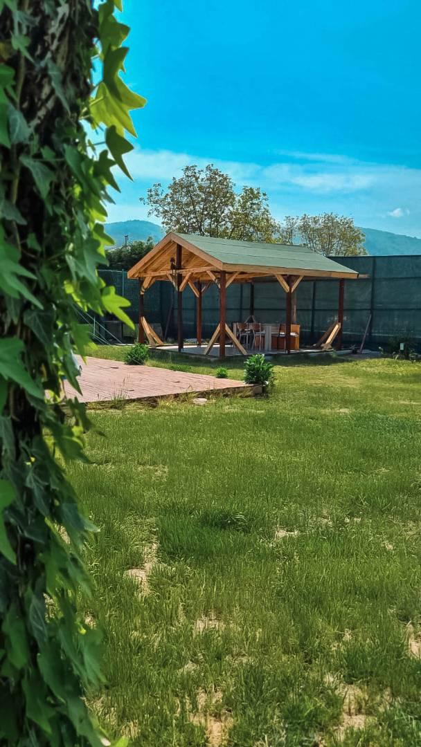Sapanca Göl'de Geniş Bahçeli, Isıtmalı Havuzlu, Konforlu Villa-40609