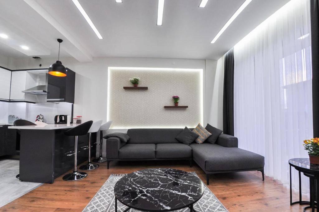Sapanca Güldibi'nde Çekirdek Ailelere Uygun, Jakuzili, Şık Villa-42416