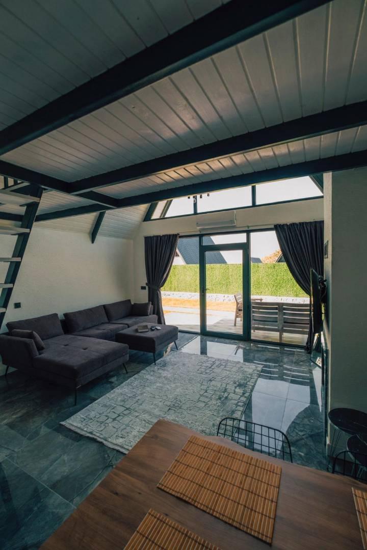 Sapanca'da Doğa Manzaralı, Isıtmalı Havuzlu, Jakuzili Bungalov-34636