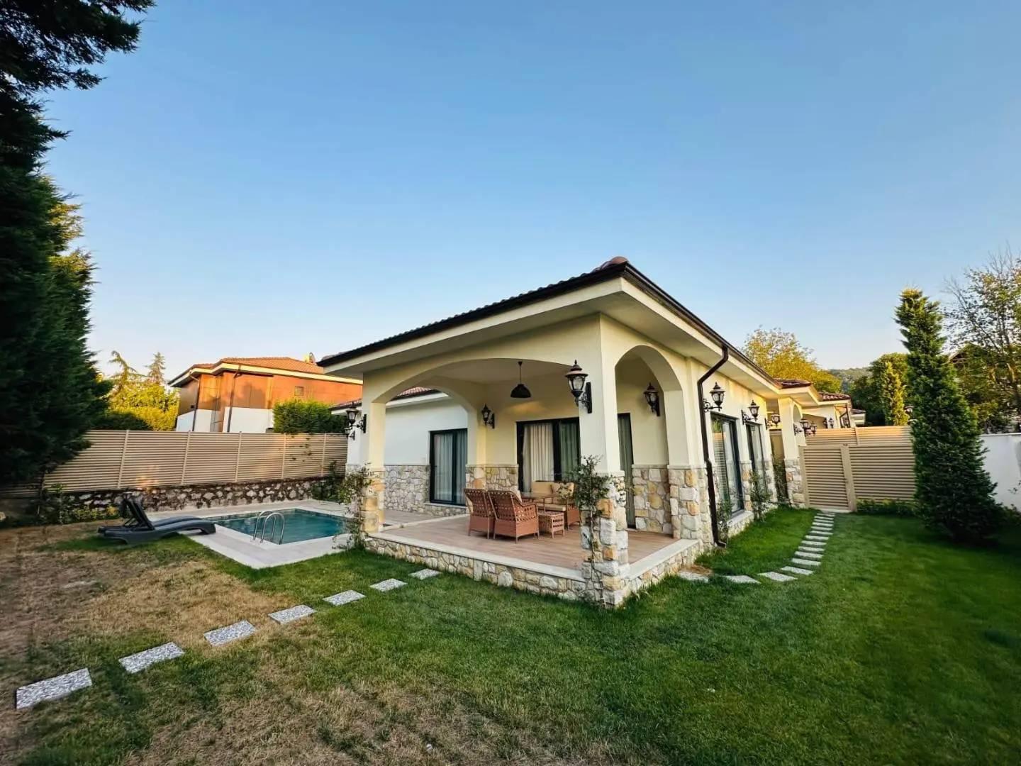 Sapanca Kırkpınar'da Doğa İçerisinde, Isıtmalı Özel Havuzlu, 2+1 Villa-43934