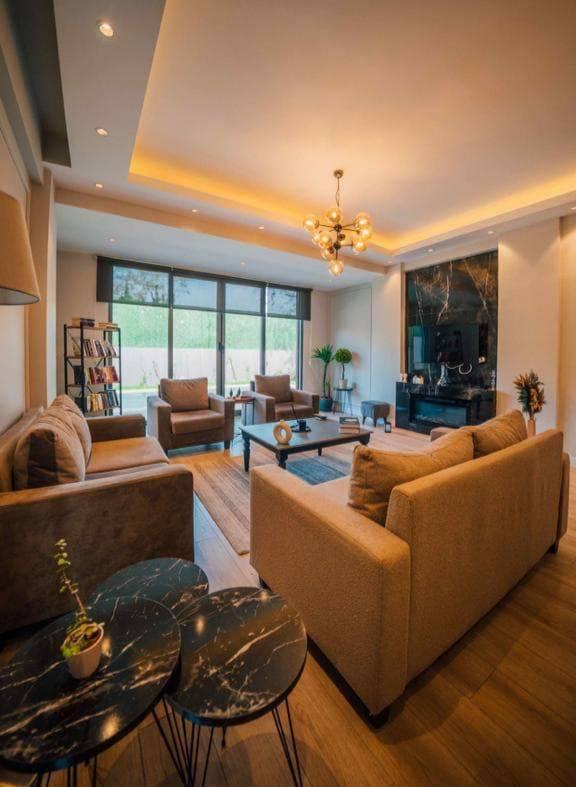 Sapanca Kırkpınar'da Elverişli Konumda, Isıtmalı Havuzlu, Lüks Villa-35660