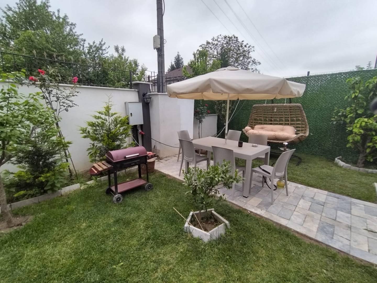 Sapanca'da Kalabalık Aileler İçin Uygun, Kapalı Havuzlu, Modern Villa-30616