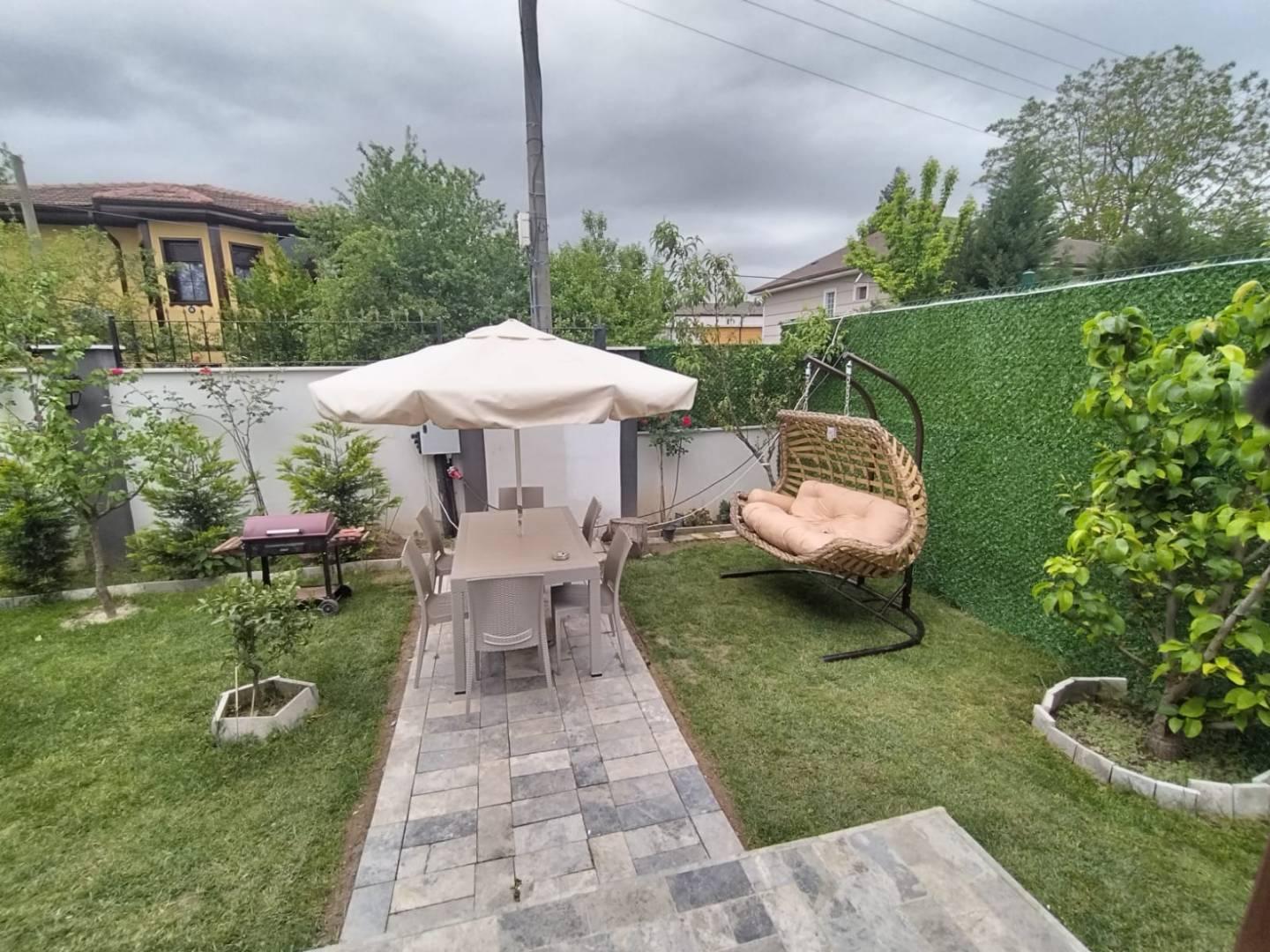 Sapanca'da Kalabalık Aileler İçin Uygun, Kapalı Havuzlu, Modern Villa-30616