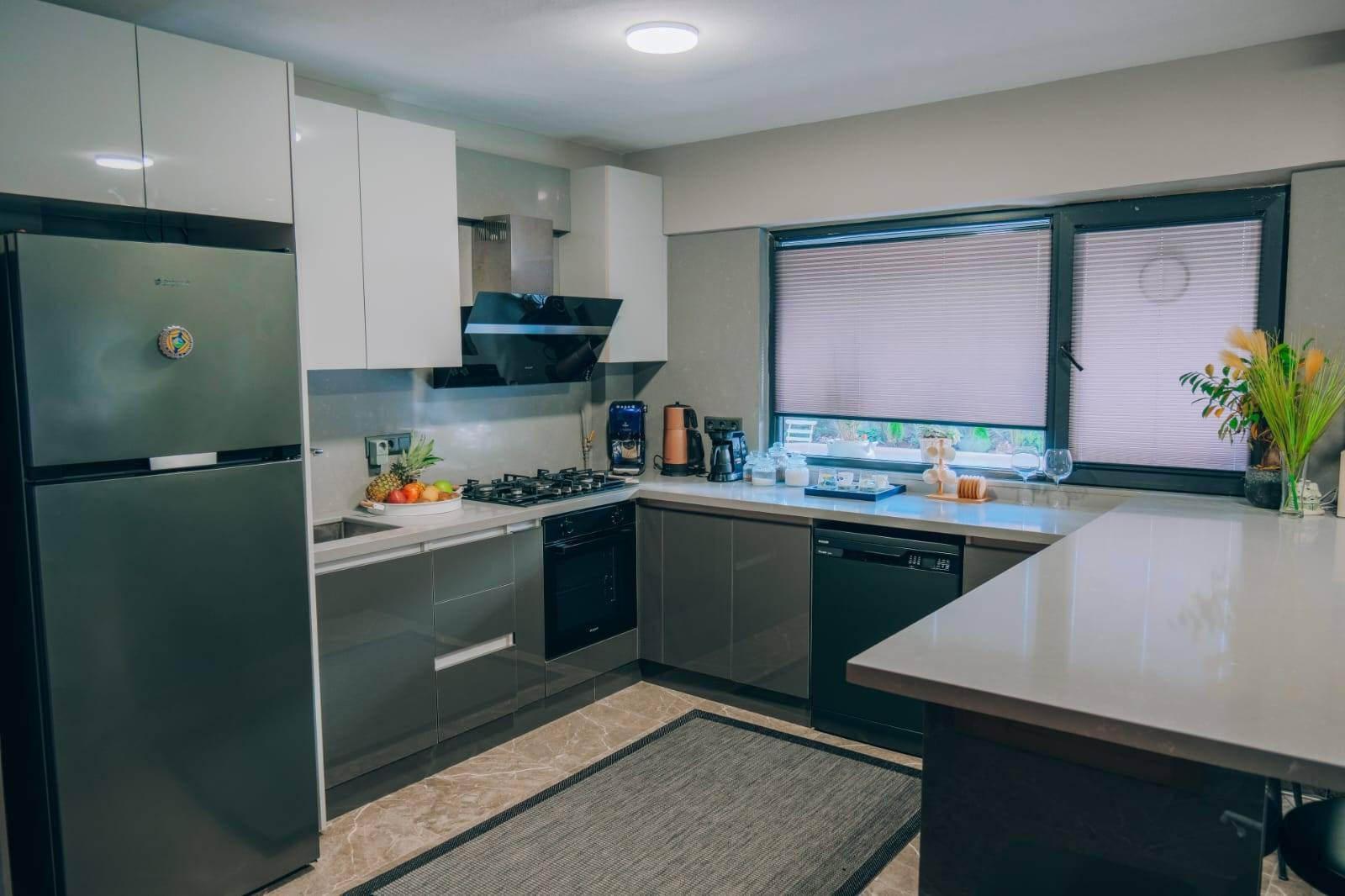 Sapanca Kırkpınar'da Geniş Ailelere Uygun, Özel Havuzlu, Lüks Villa-40597