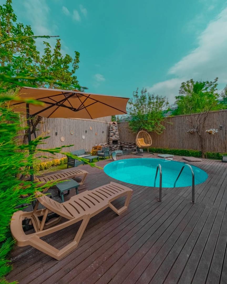 Sapanca Kırkpınar'da Merkezi Konumda, Isıtmalı Havuzlu, Şık Bungalov