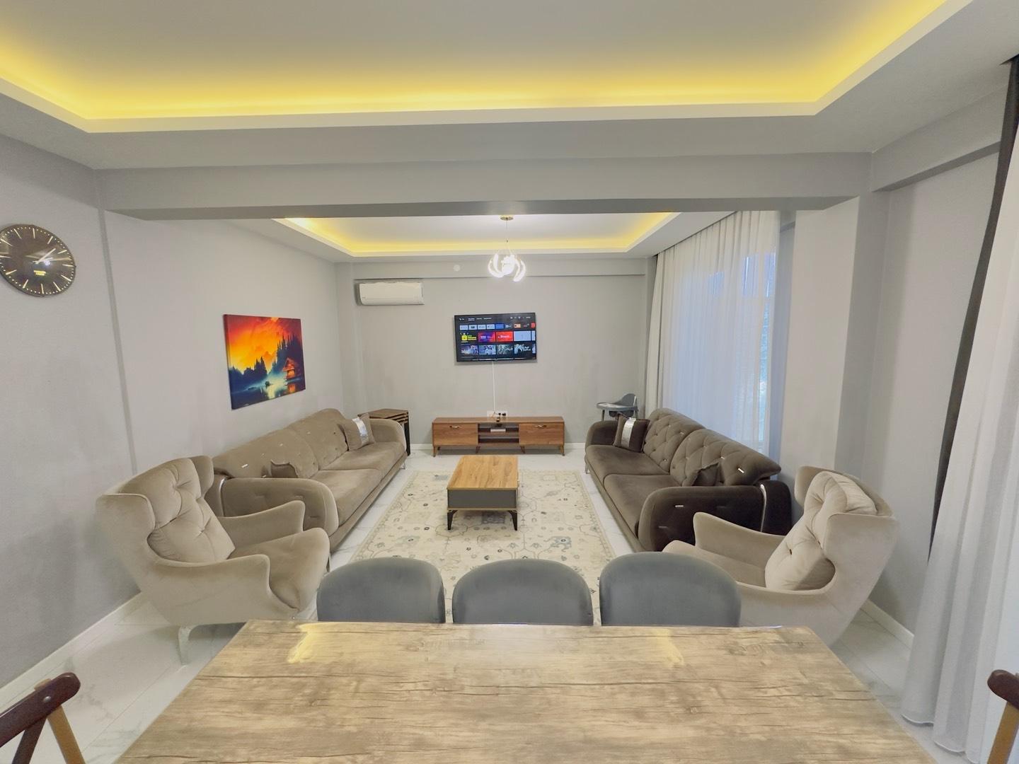 Sapanca Kırkpınar'da Sakin Konumda, Kapalı Havuzlu, Şık Villa-34684