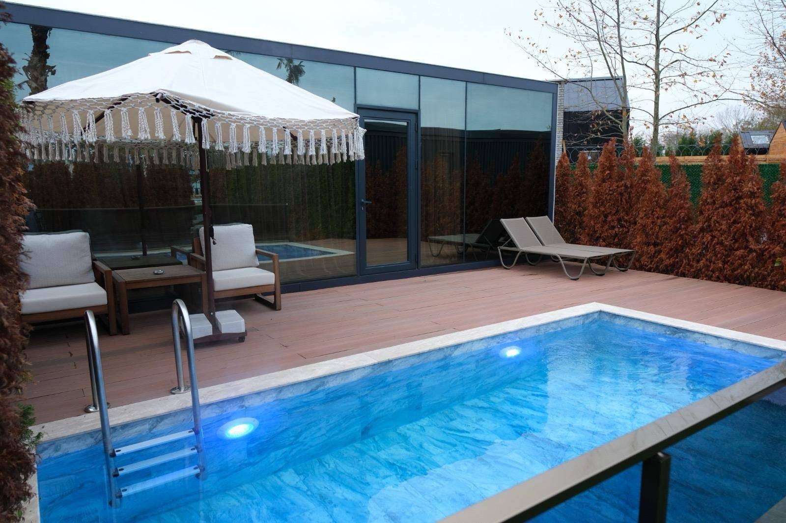 Sapanca Kırkpınar'da Yeşillikler İçerisinde, Isıtmalı Özel Havuzlu, Tiny House