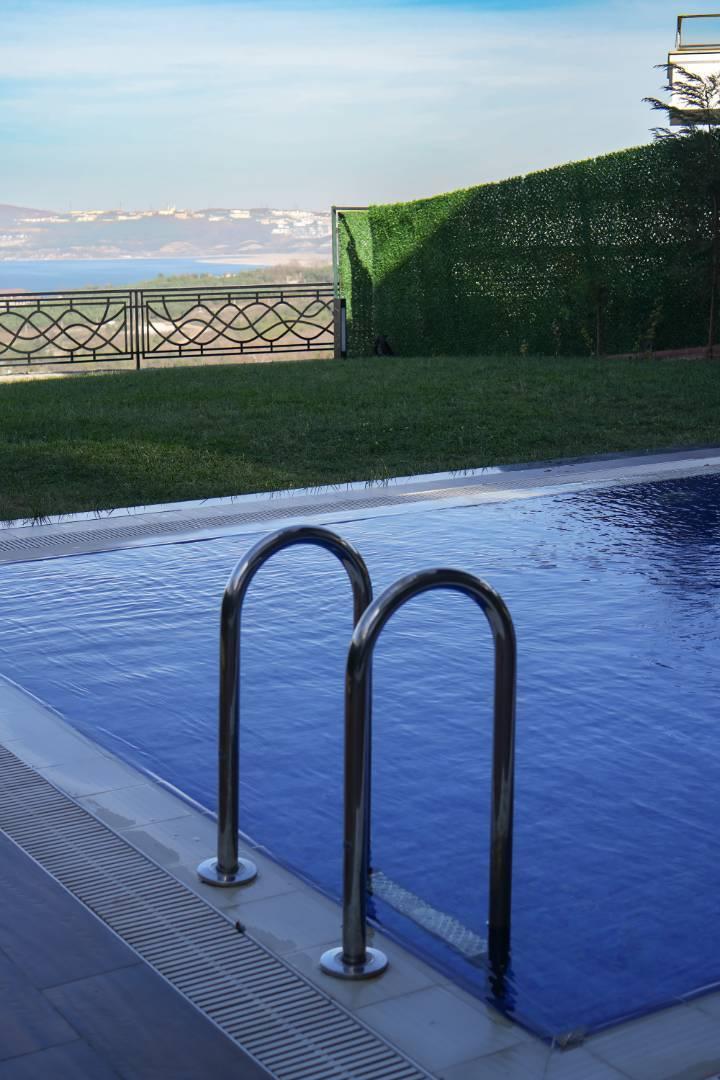 Sapanca Kuruçeşme'de Elverişli Konumda, Özel Havuzlu, Lüks Villa-36116