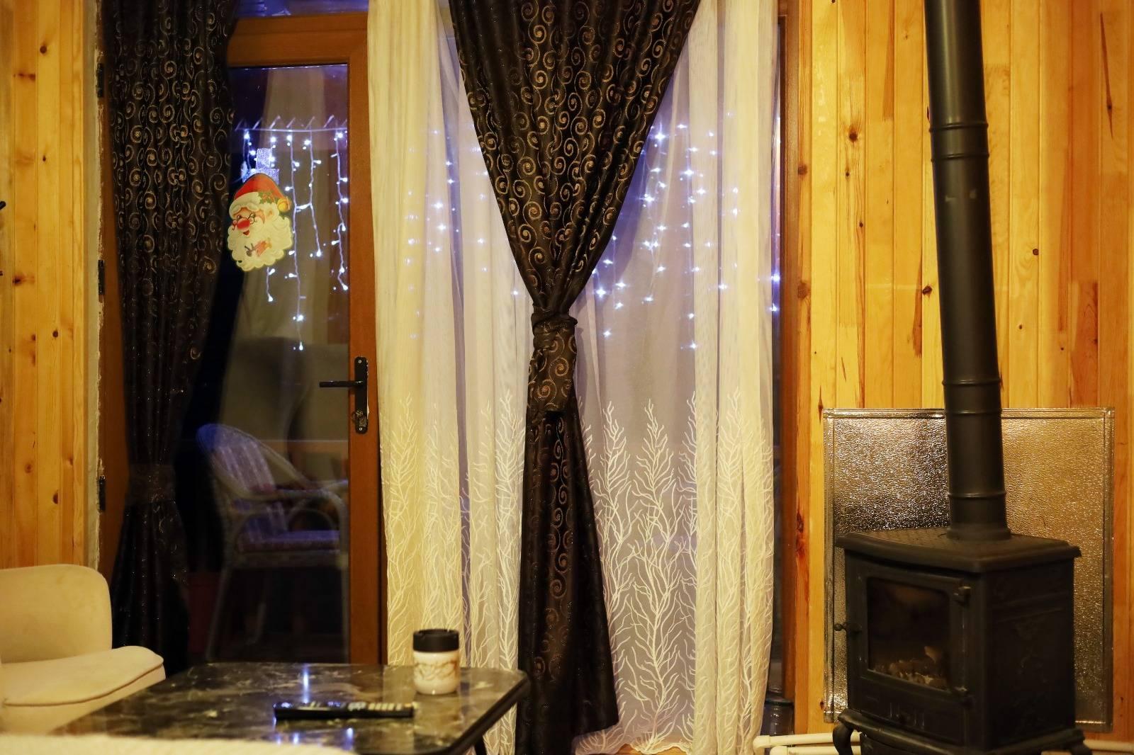 Sapanca Memnuniye'de Geniş Ailelere Uygun, Kiralık Ahşap Ev-29244