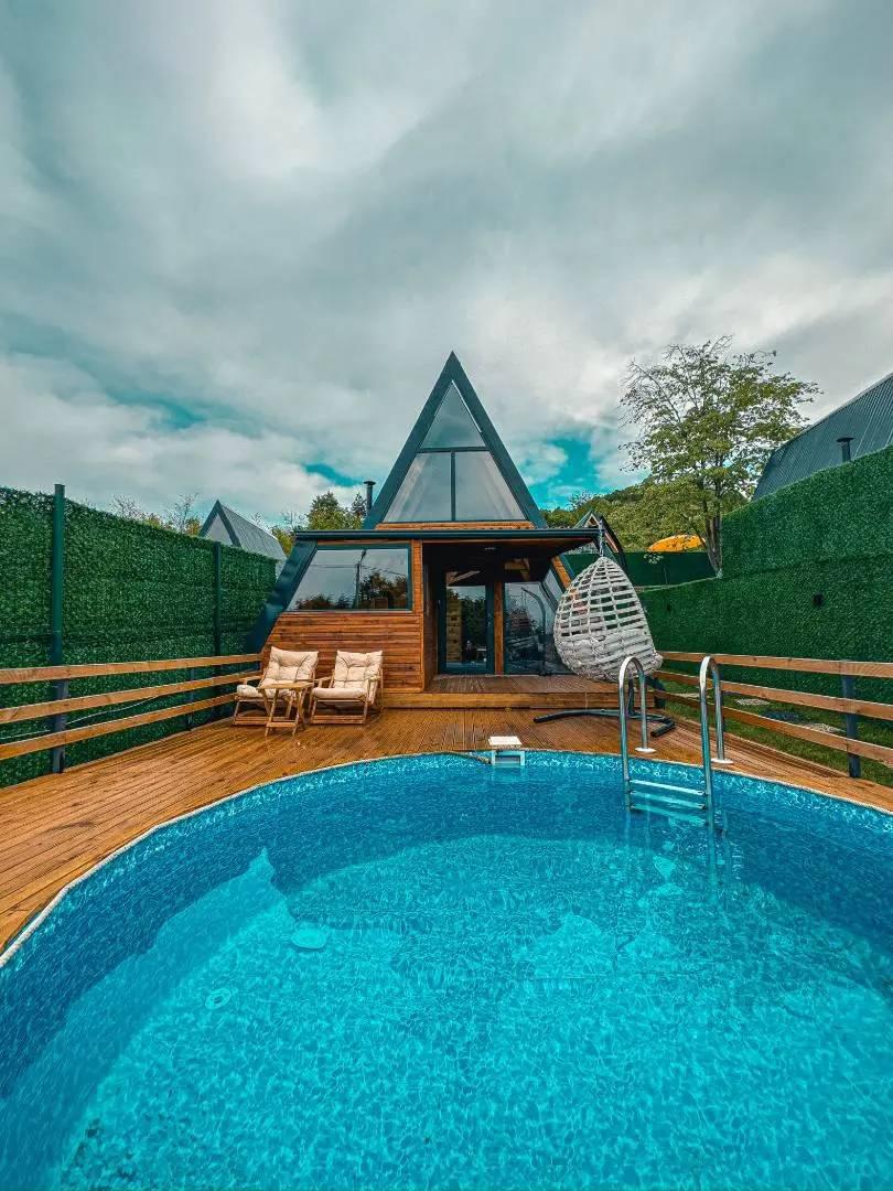 Sapanca Nailiye'de Minimalist Tasarımlı, Özel Havuzlu, 2+1 Bungalov-42348