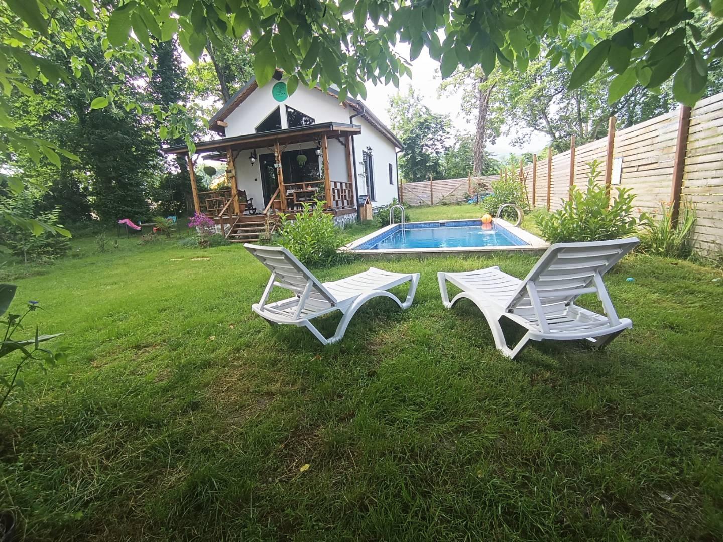 Sapanca Rüstempaşa'da Geniş Bahçeli, Özel Havuzlu, Modern Bungalov-38822